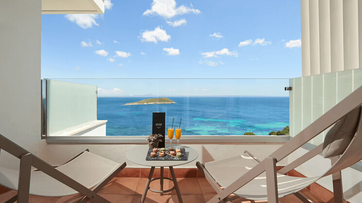 The Level Premium Room Sea View 